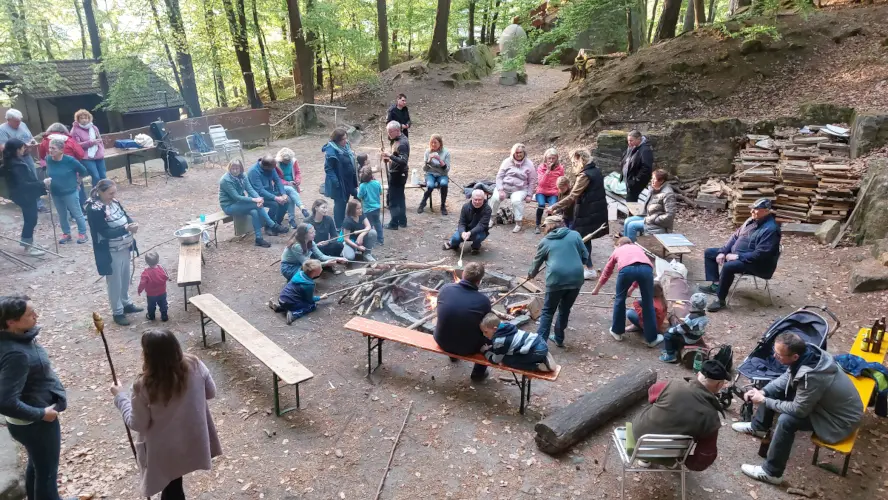 Stockbrot am Lagerfeuer